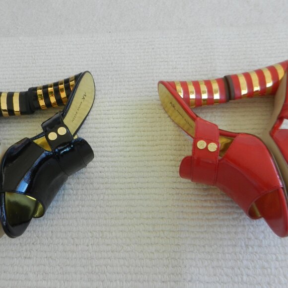 TWO PAIRS AK Anne Klein Red & BLACK PATENT Open Toe Slide Sandals Size 10M - Picture 14 of 14